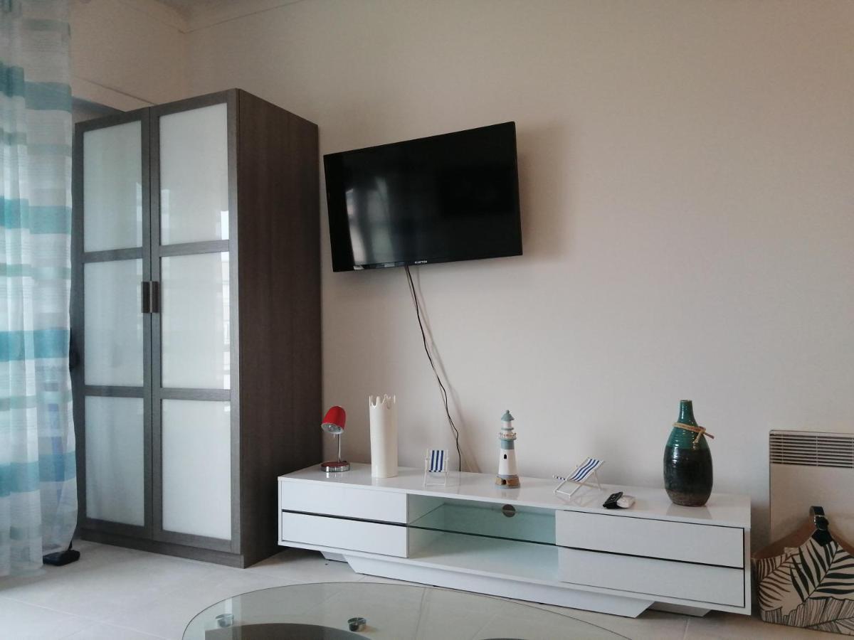 Les Galets Bleus Apartment Кан сюр Мер Екстериор снимка